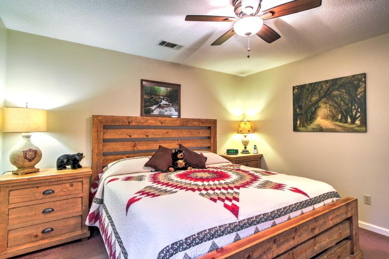 Tree Top Dream Cabin With Hot Tub In Gatlinburg! Villa Екстериор снимка