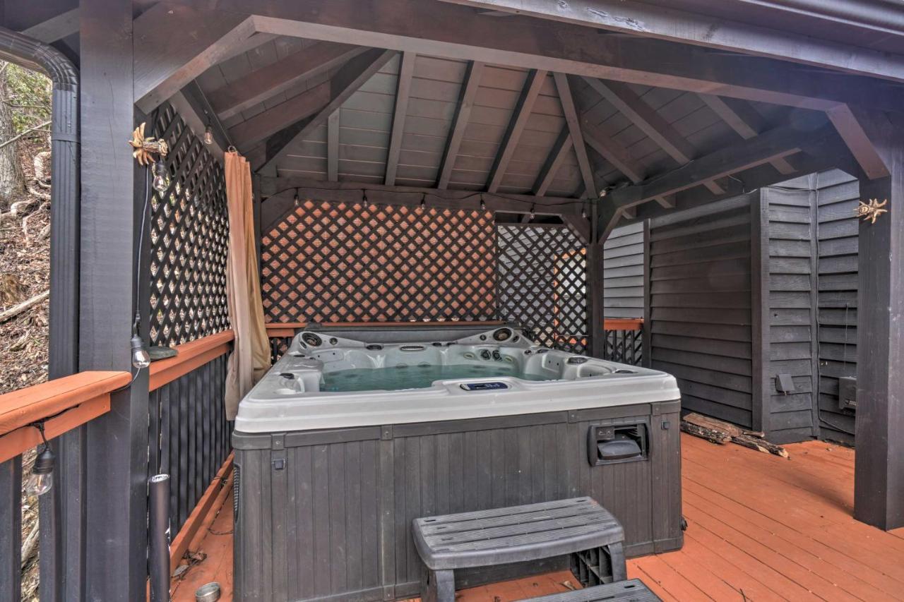 Tree Top Dream Cabin With Hot Tub In Gatlinburg! Villa Екстериор снимка